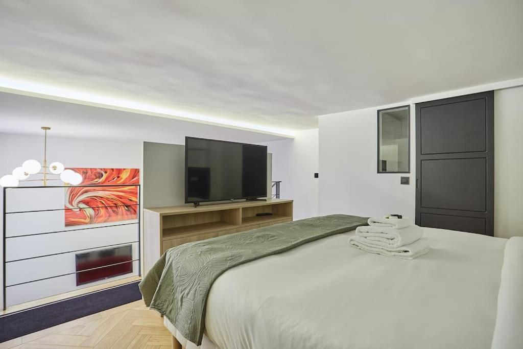 Duplex Center Of Paris By Studioprestige Luaran gambar